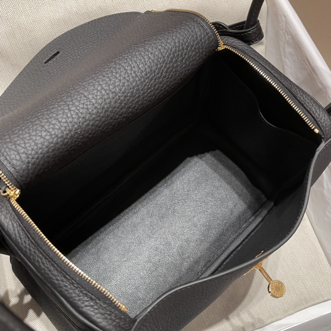 에르메스 린디백26 블랙 금장 끌레망스 악어가죽 핸들